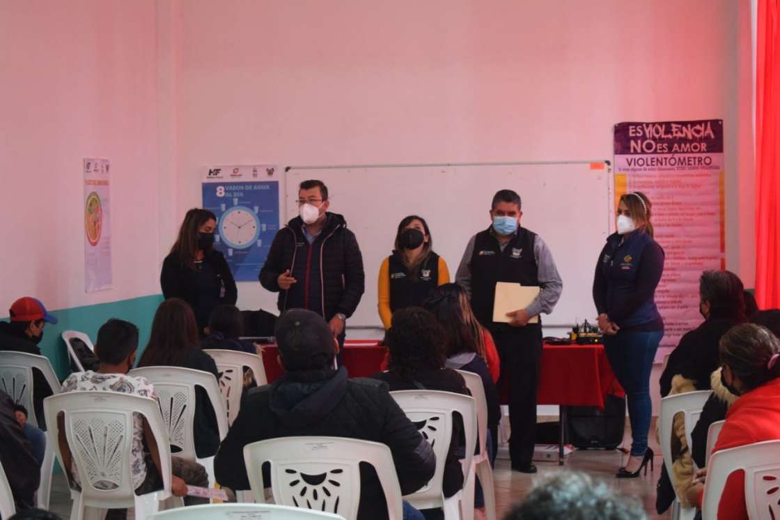 Certifican a tercera parte de policías municipales de Tulantepec