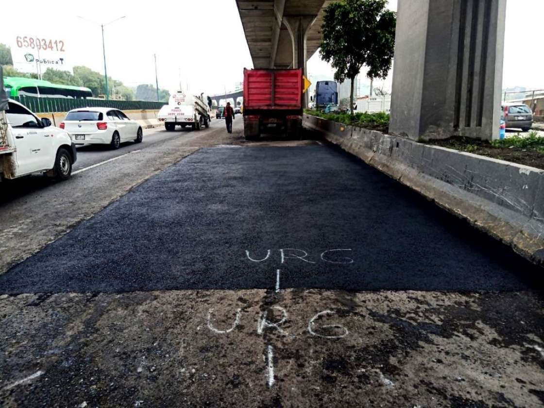 Junta de Caminos Estatal repara deterioro de asfalto en periférico norte