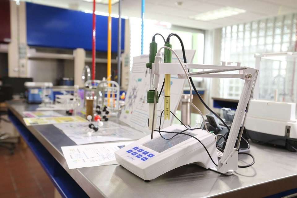 Centro Conjunto de Investigación en Química Sustentable UAEMéx-UNAM equipado con alta tecnología