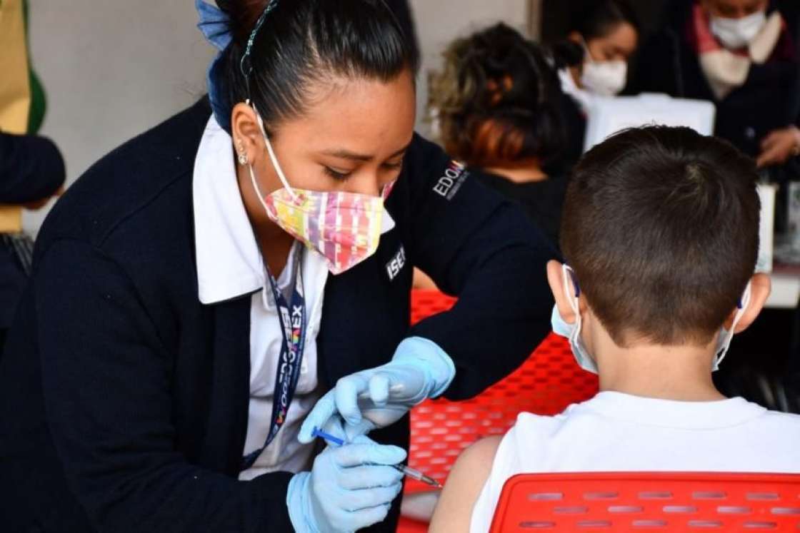 En EdoMex 655 menores de 12 a 17 años que obtuvieron un amparo fueron inmunizados anticovid