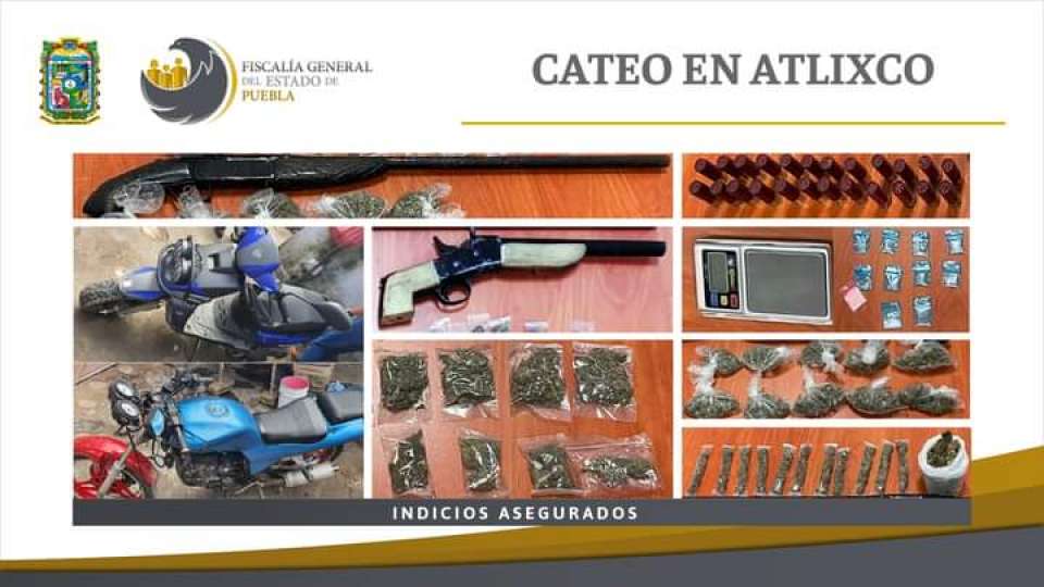 En cateo en Atlixco, FGE aseguró droga y motocicletas presuntamente robadas.