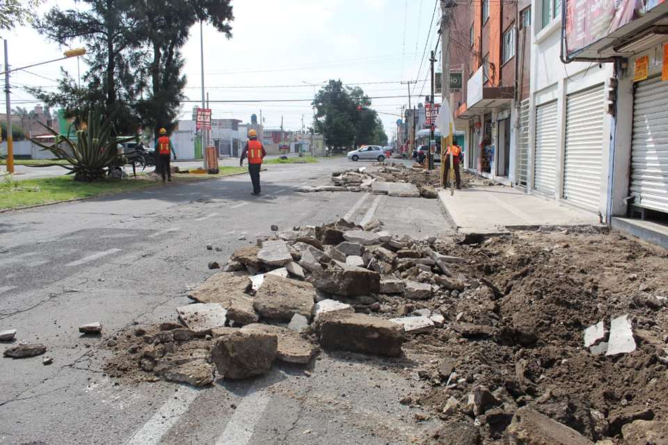 Buscaran mejorar calles de municipios de la Sierra Norte.